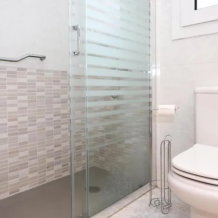 At136 Els Pins, Primera Linea, Piscina, Parking Apartment *